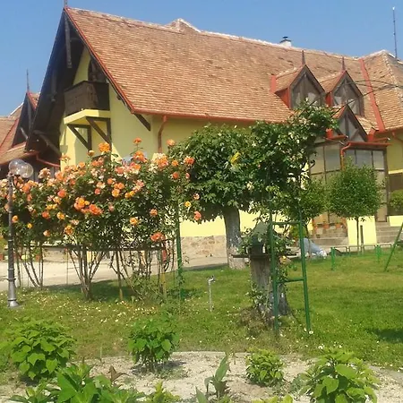 Vakacio Ueduelo *