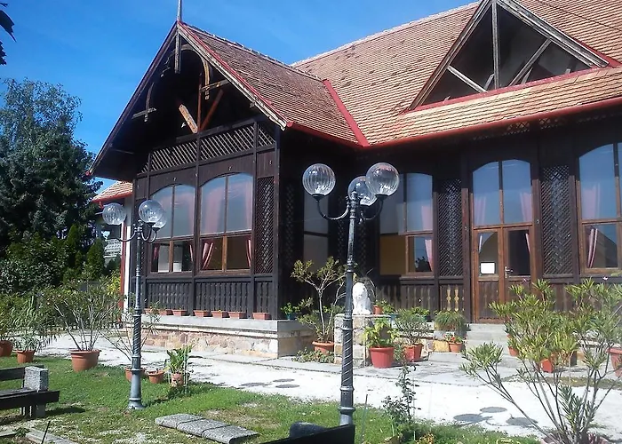 公寓式酒店 Vakacio Ueduelo Révfülöp